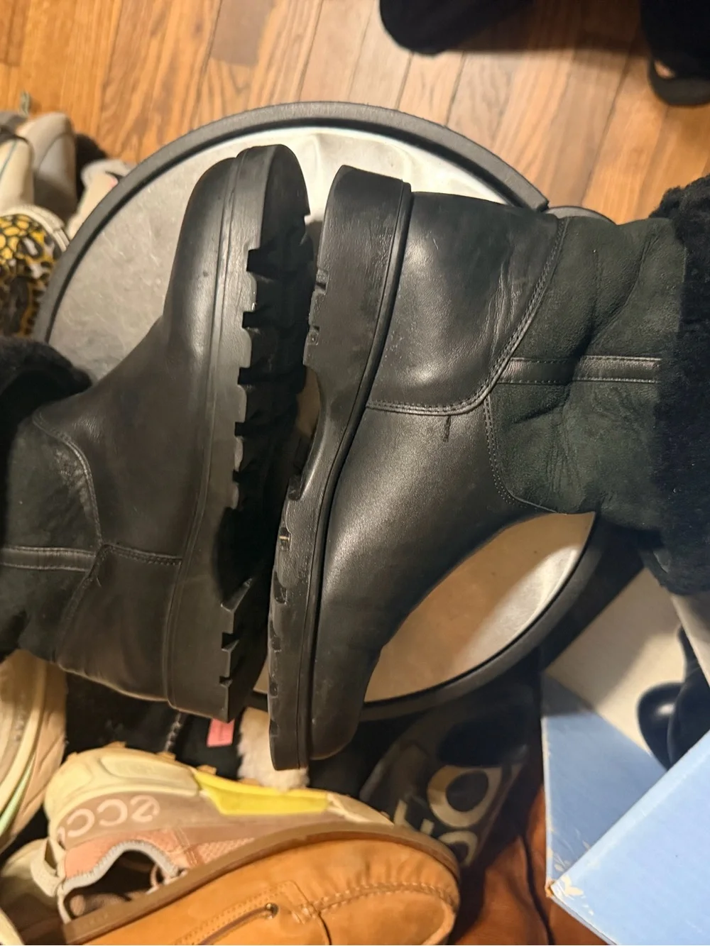 La Canadienne Women’s 8 Black Leather Suede Fur Cuff Winter Boots Made Canada
